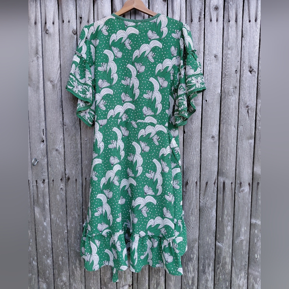 Max Studio green black white floral flutter sleeve boho romantic dress Womens L - Picture 9 of 17